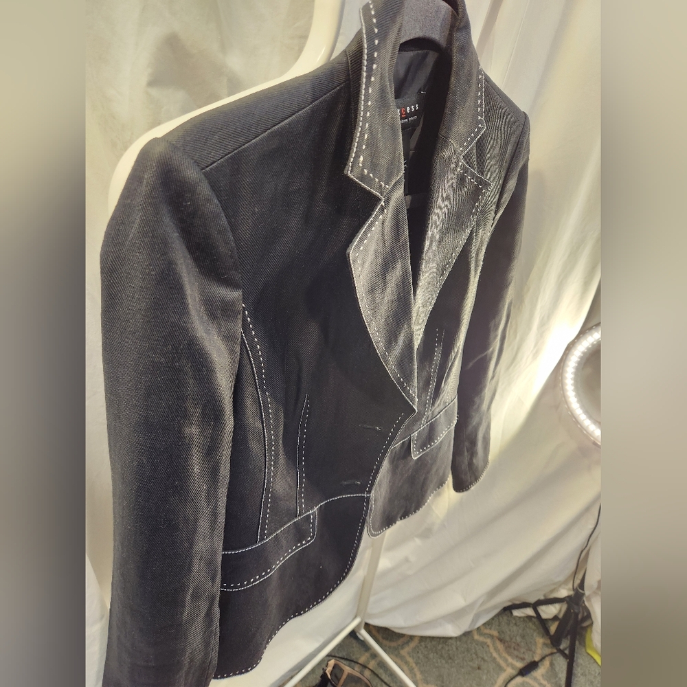 Axcess Jacket - Picture 3 of 6